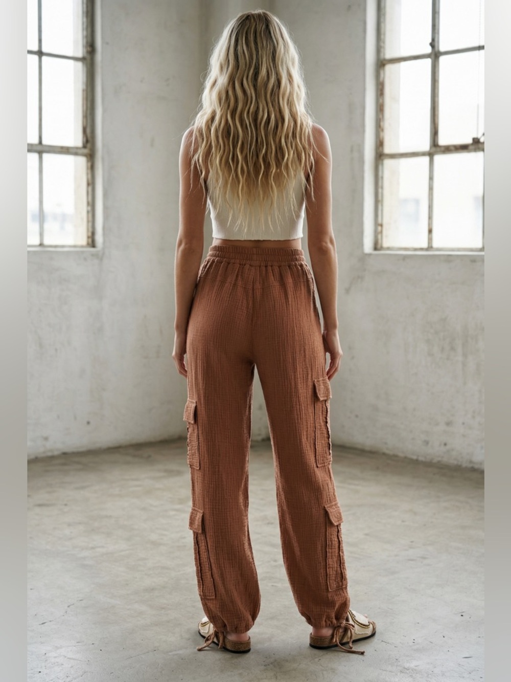 NWT Eesome Mineral Washed Textured Cargo Pocket Jogger Pants Terracotta - Picture 6 of 11